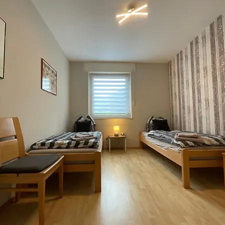 Schoene Aussicht Sauerland - Kuehle Wohnung - Familienurlaub Mit Hund *