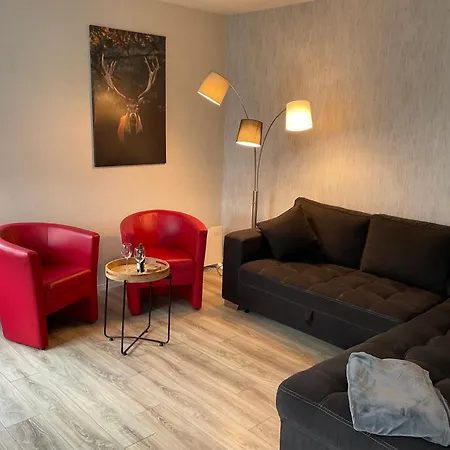 Schoene Aussicht Sauerland - Kuehle Wohnung - Familienurlaub Mit Hund דירה שמאלנברג